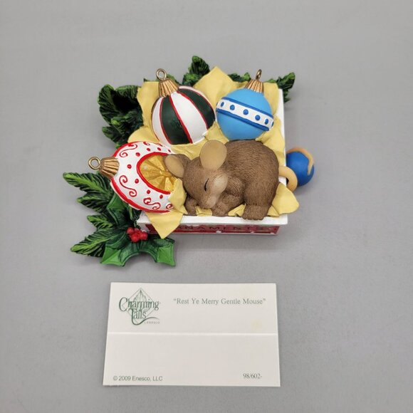 Charming Tails Rest Ye Merry Gentle Mouse Figurine Christmas Enesco - Picture 5 of 7